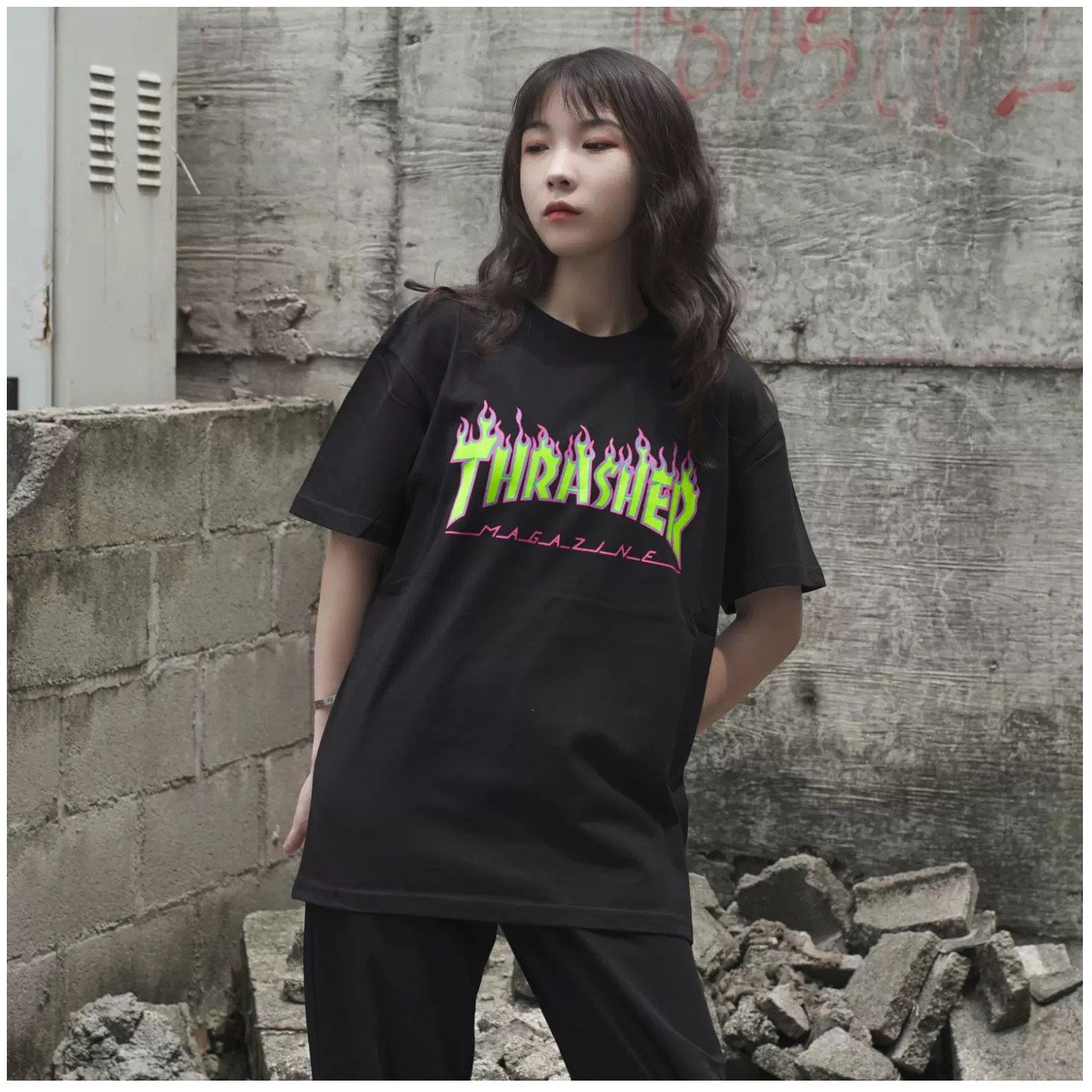 Thrasher US-edition new summer loose-fit casual T-shirt with flame graphic.
