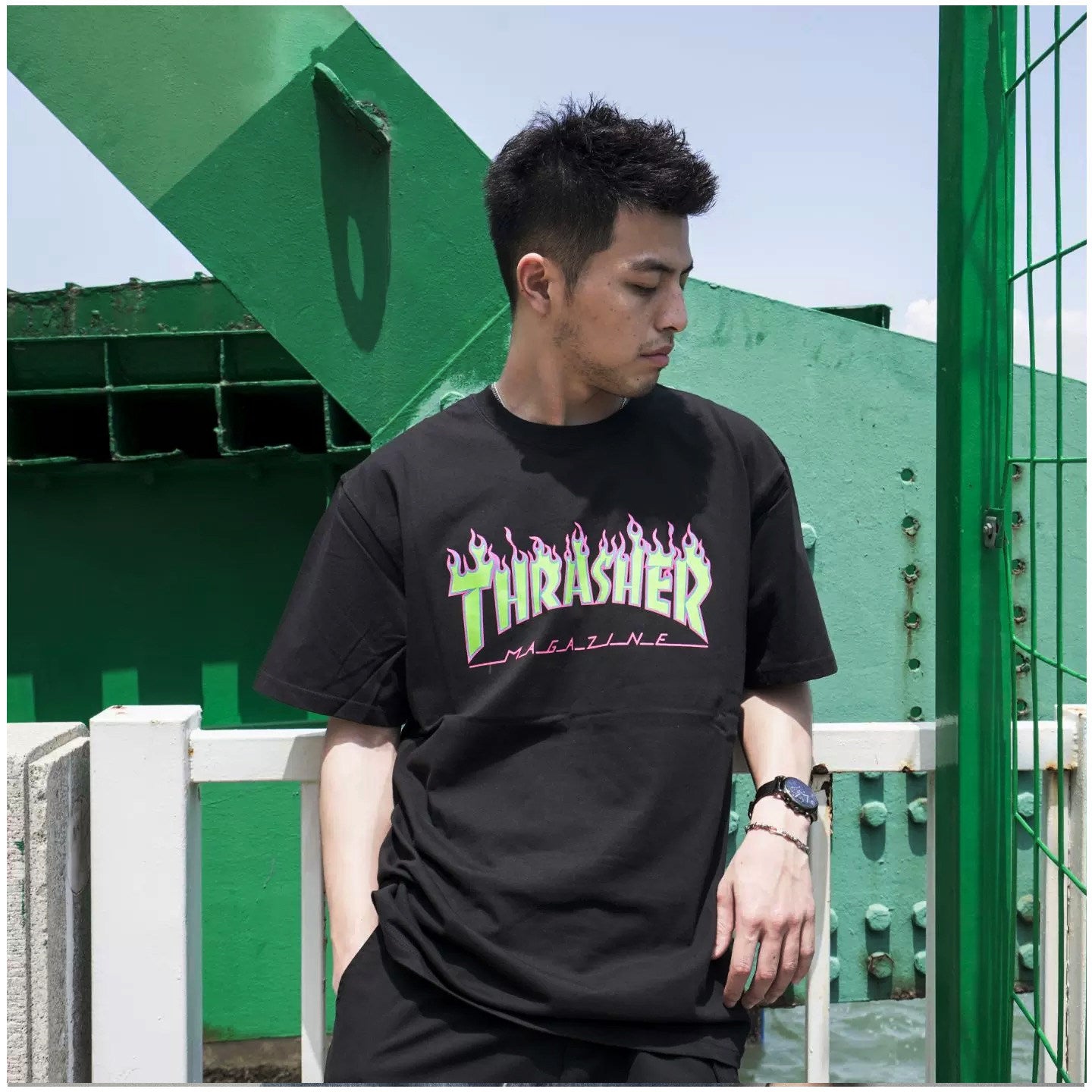 Thrasher US-edition new summer loose-fit casual T-shirt with flame graphic.