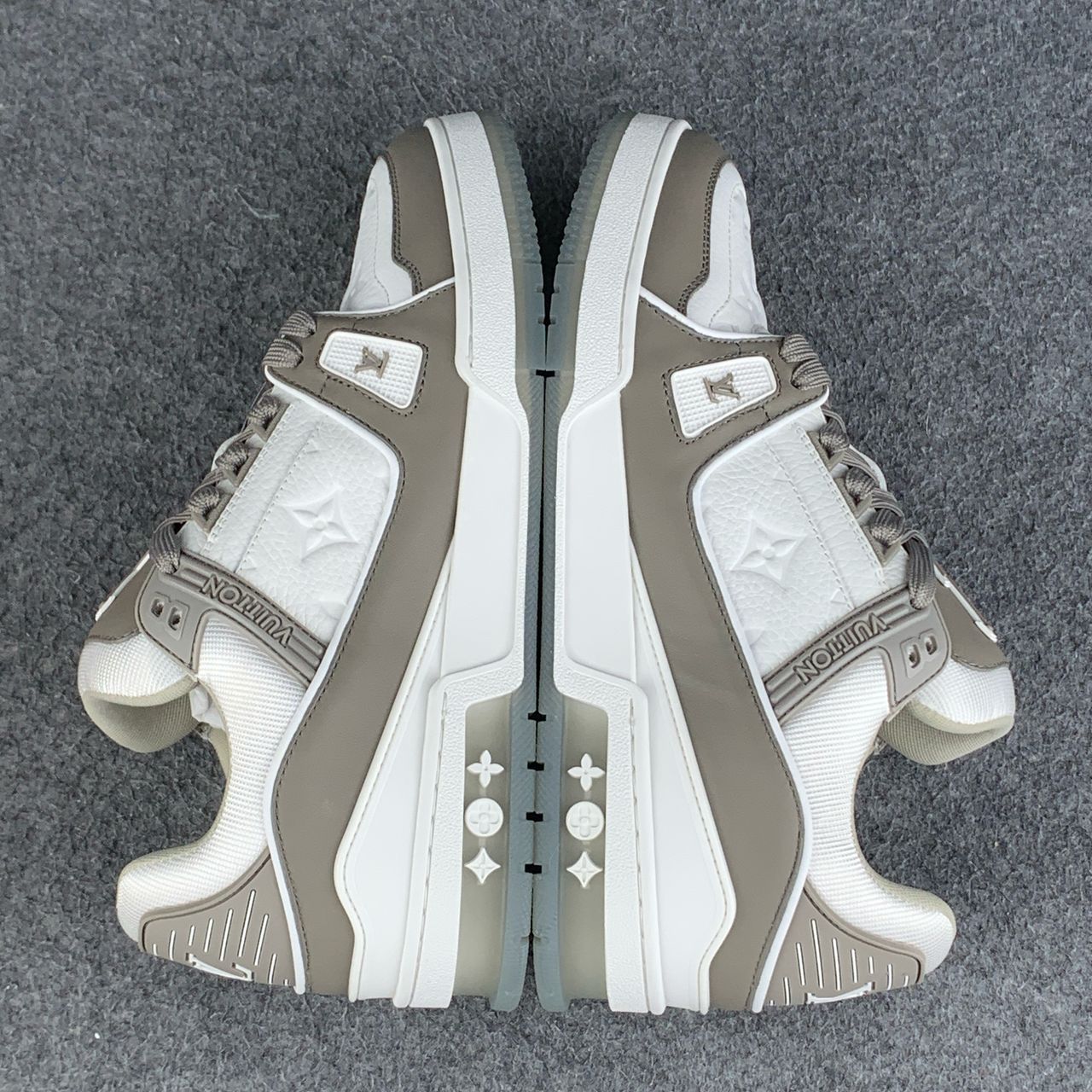 LV Trainer 'White Grey'