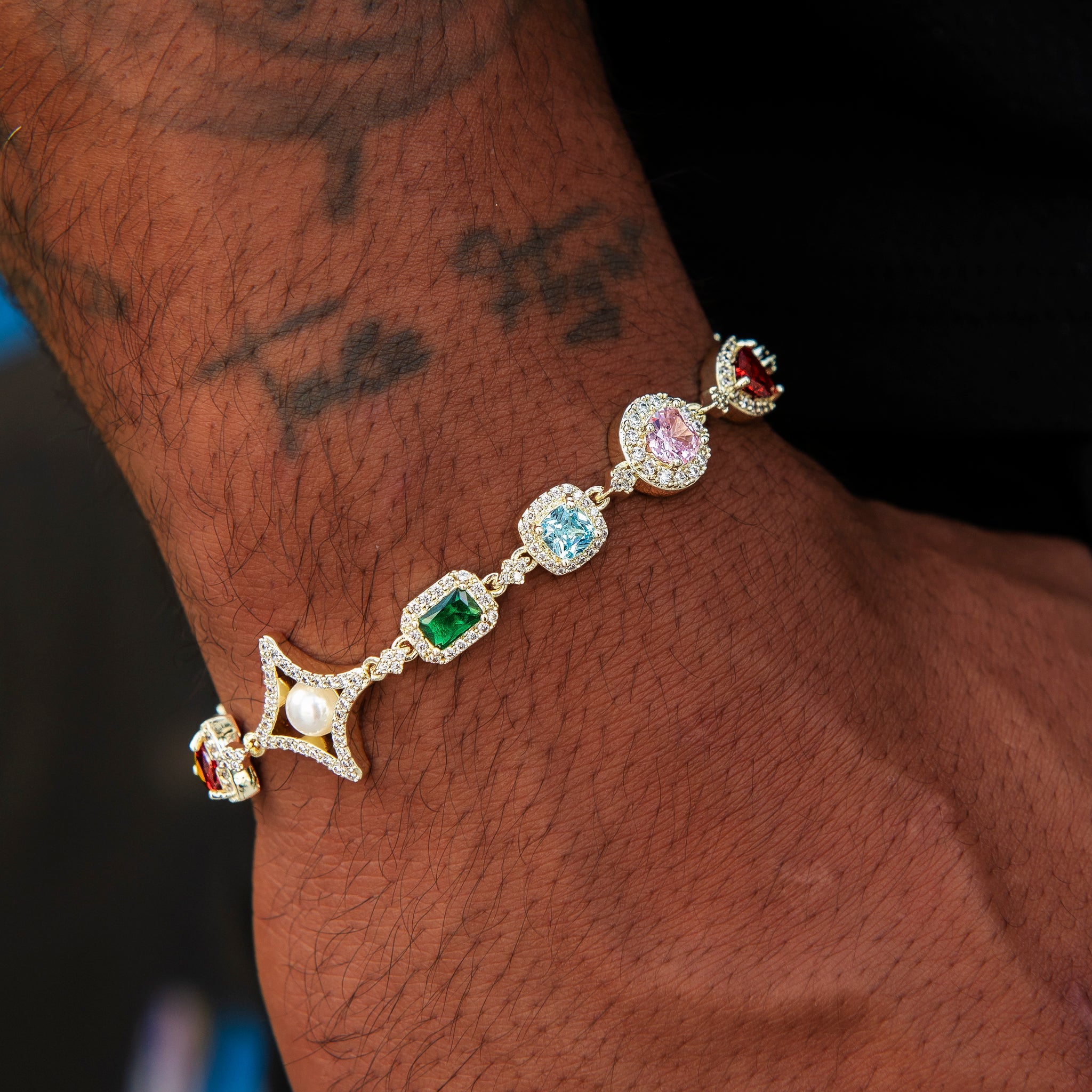 Colored Gemstone Pearl Bracelet in Yellow Gold